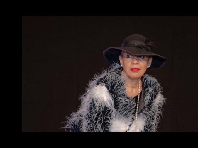 Zully photographiée par Knut | Le Monde de Zully